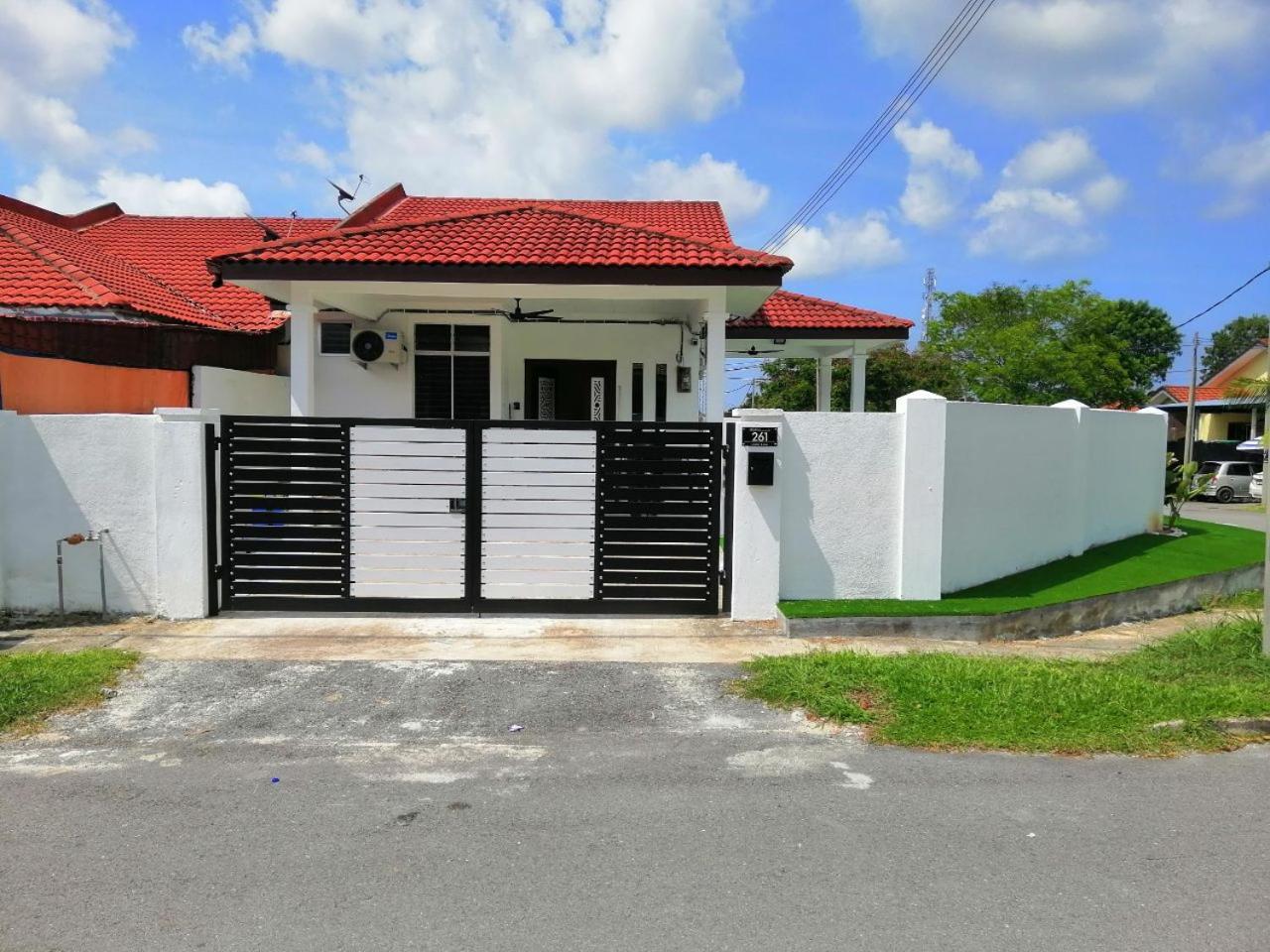 Casa261 Homestay Pd Port Dickson Exterior photo